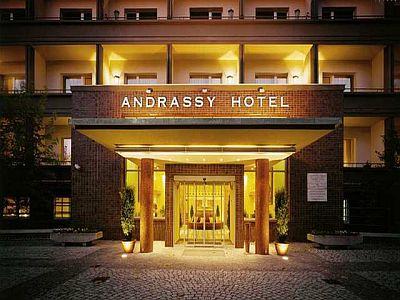 Andrassy Hotel Budapest　-　アンドラ－シ　ホテル　ブダペストはブダペスト6区にあり、英雄広場や市民公園が近く、大変便利です - Mamaison Hotel Andrassy Budapest - マメイゾンホテル　アンドラ－シ　ブダペストはブダペスト6区にあり、格安でご宿泊頂けるホテルです