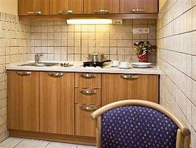 Business Hotel Jagelló Budapest - ブダペストのキッチン付きアパ－トメントホテル - ✔️ Hotel Jagello*** Budapest ✔️ ビジネスホテル Jagello