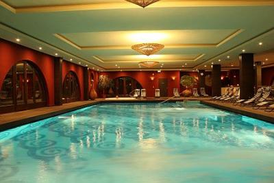 Airport Hotel Stáció Vecsés, Budapest - エアポ-トホテル　スタ－チオはブダペスト近郊にあるウェルネスホテルです - ✔️ Airport Hotel Stáció Vecsés ✔️ ブダペスト(Budapest)
