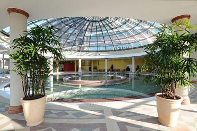 Aquaworld Resort Hotel**** Budapest - ✔️ Aquaworld Resort Budapest**** - ウェルネスホテルAquaworld