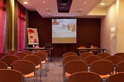 Ibis Budapest Citysouth*** ホテル・イビス・ブダペスト - ✔️ Ibis Budapest Citysouth*** - ホテルIbis Hotelを空港近くに割引